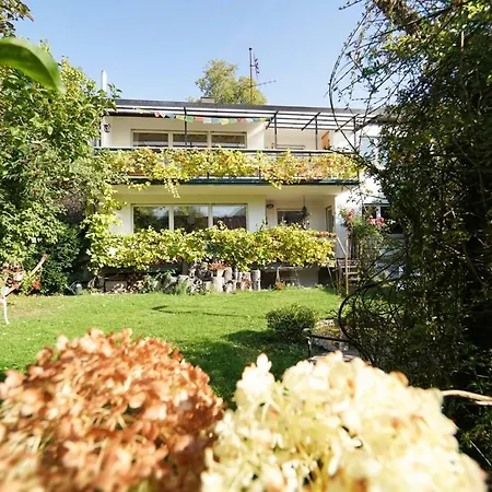 Im Haus Lotus Mit Grossem Balkon Und Garten Апартаменты *