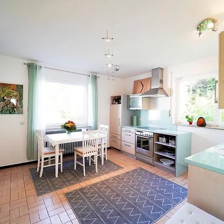 Appartamento Im Haus Lotus Mit Grossem Balkon Und Garten