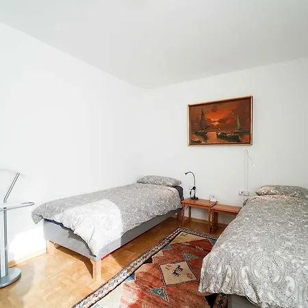 Appartamento Im Haus Lotus Mit Grossem Balkon Und Garten Bad Urach